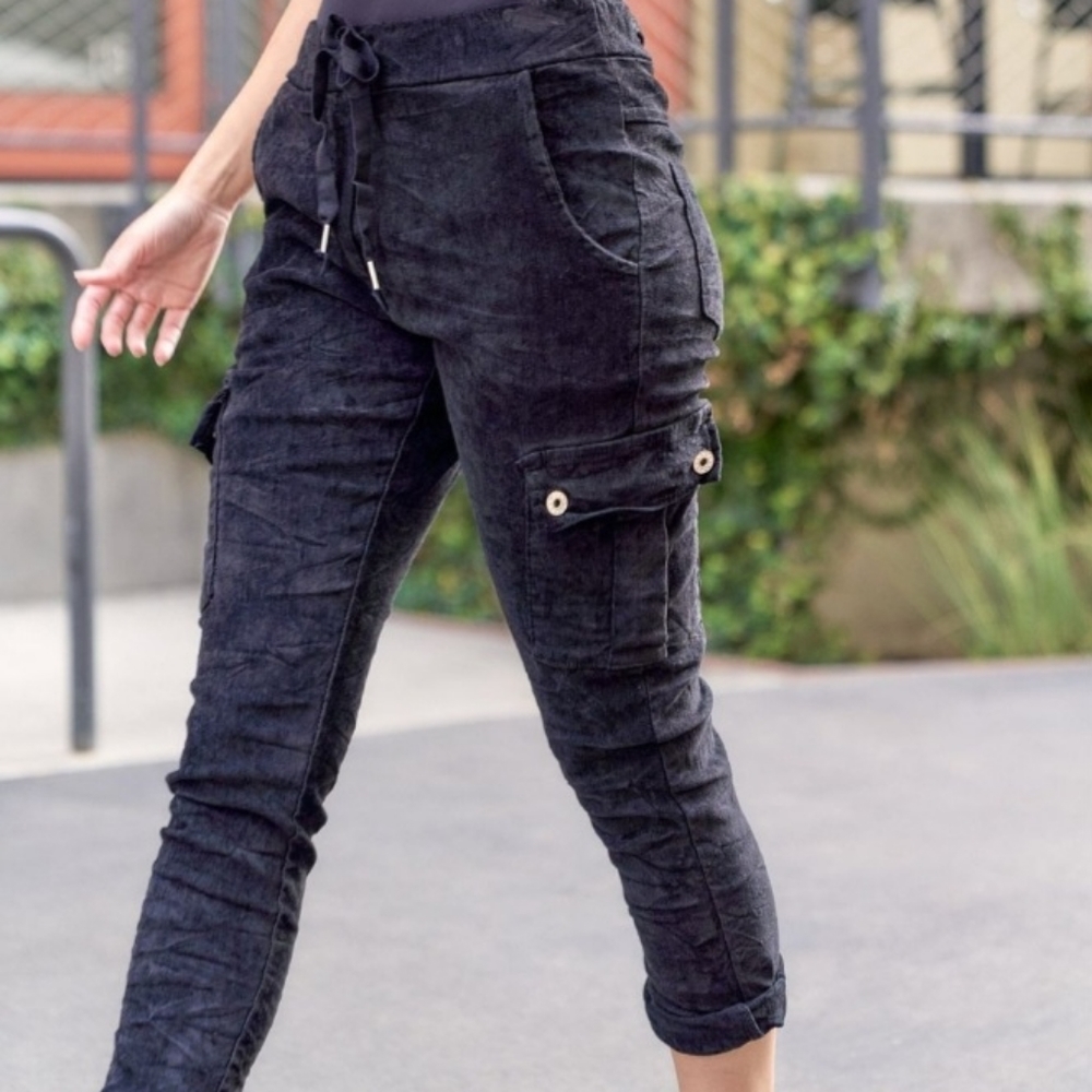 ITOO Black Cargo Pants MADE IN ITALY Size: SM,  ML